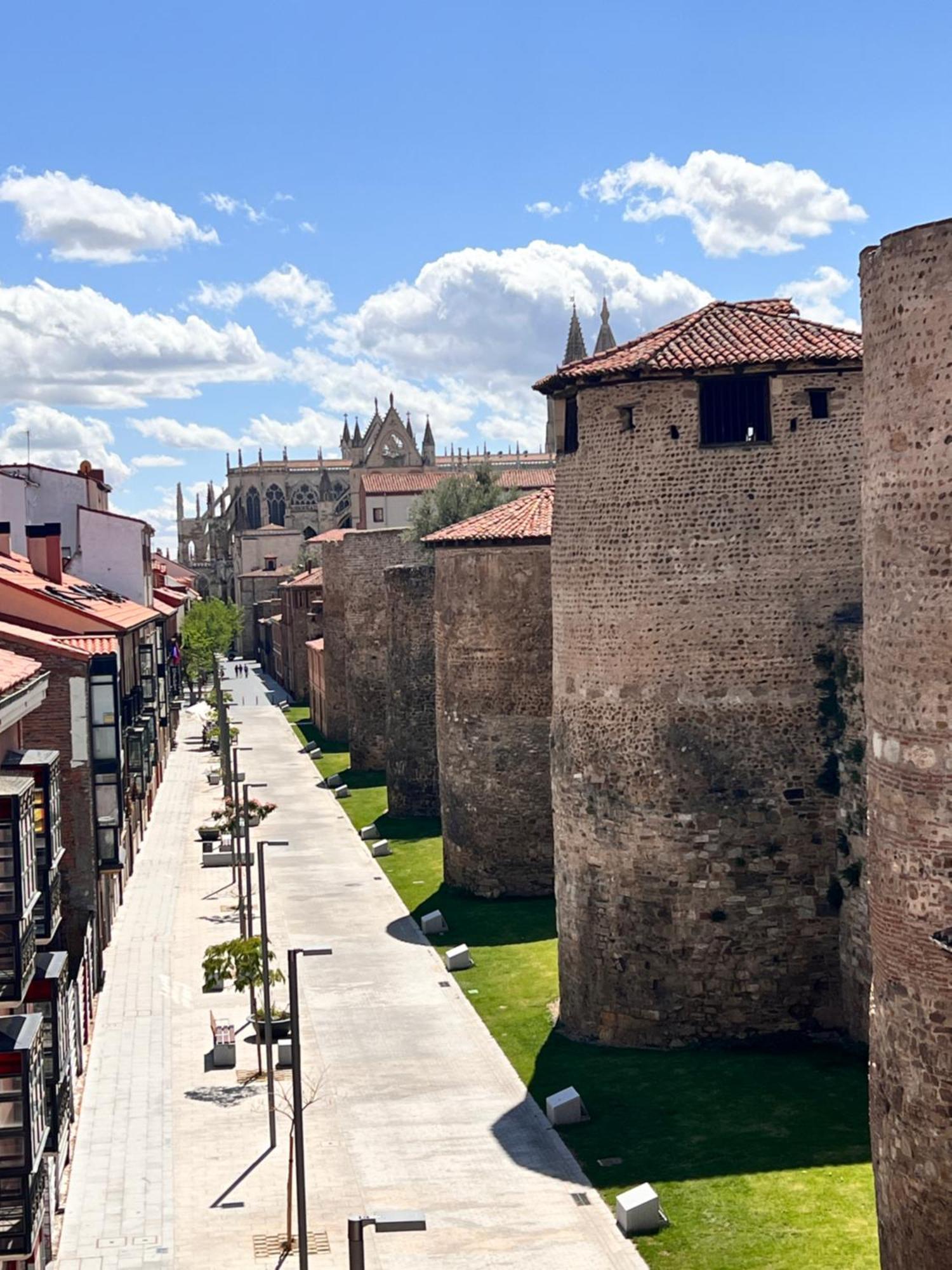 Apartamento La Muralla - Leonapartamentos Exteriér fotografie