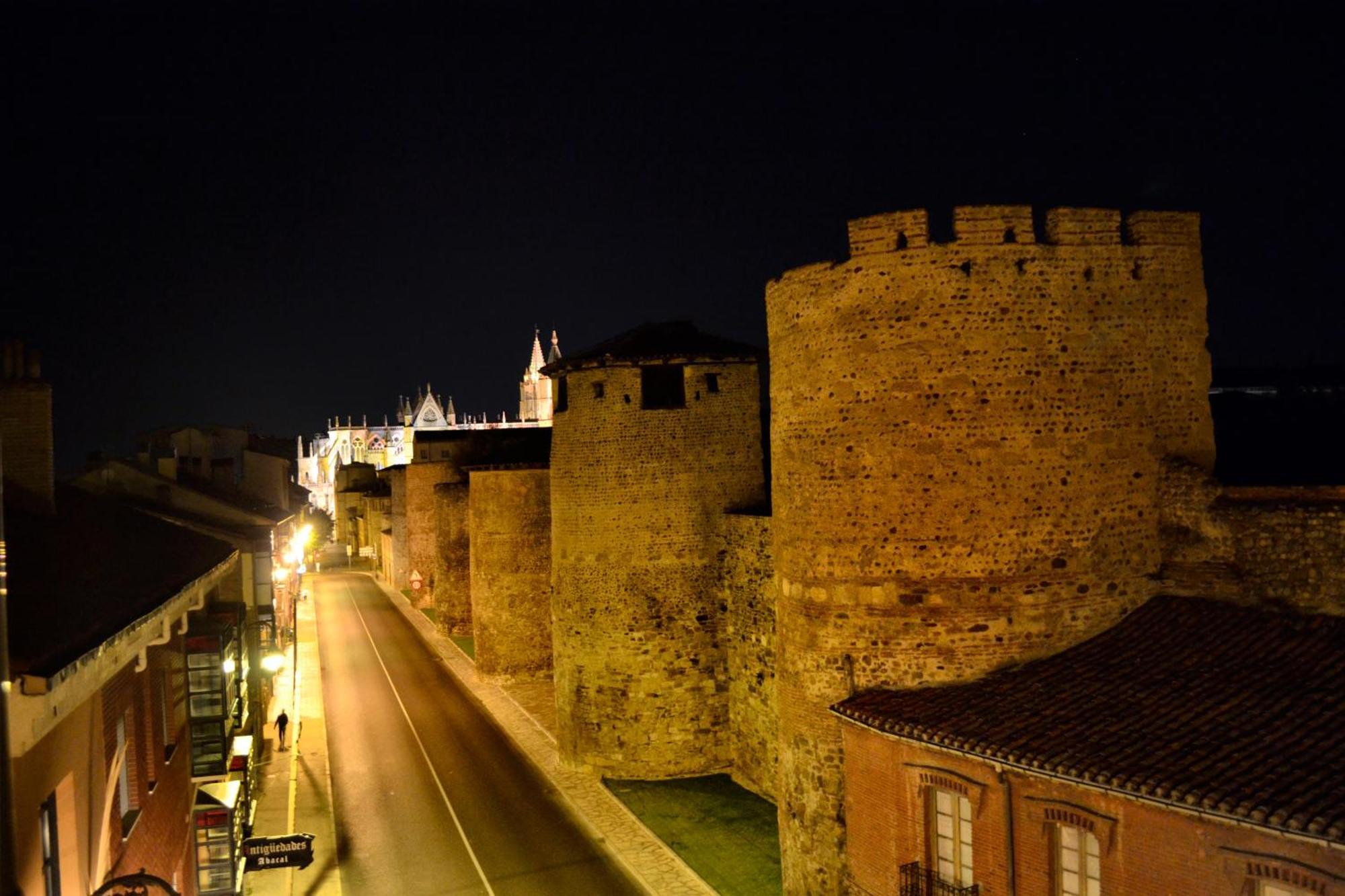 Apartamento La Muralla - Leonapartamentos Exteriér fotografie